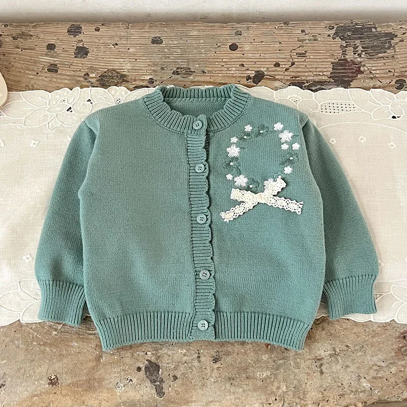 2026 ربيع جديد طفل رضيع الحياكة سترة الرضع طفل الفتيات الحياكة سترة طويلة الأكمام الأزهار التطريز سترة معطف