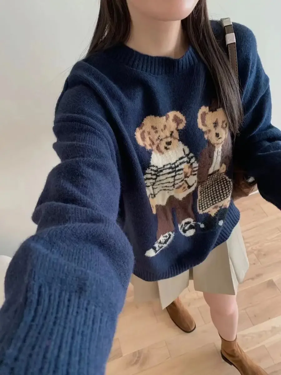 Gagarich Retro Cartoon Teddy Bear Jacquard Round Neck Knitted Sweater Women Autumn New Loose Slimming Soft Sticky Pullover Top