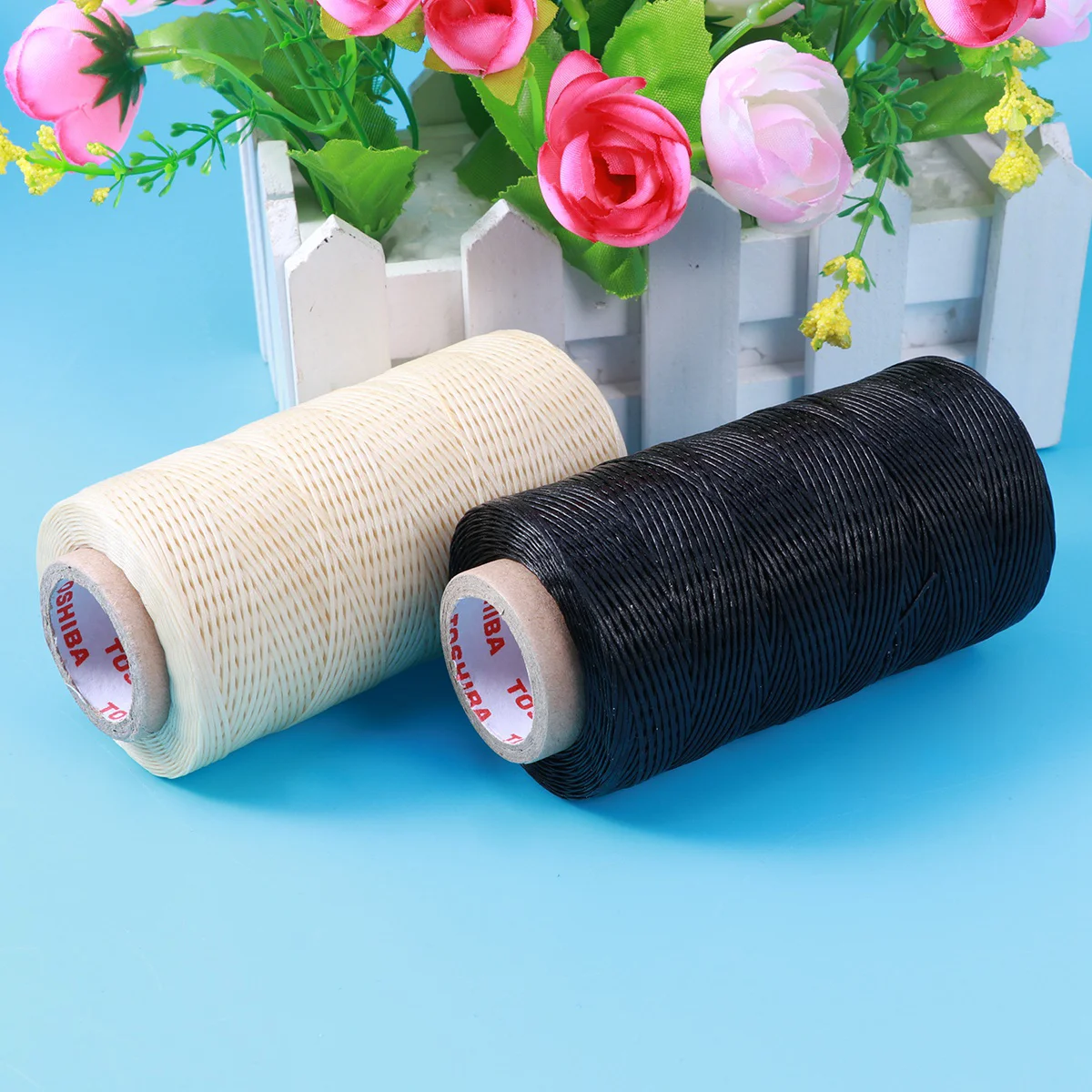 

2pcs 150D 1mm Wax Thread Flat Waxed Cord Sewing Accessories for DIY Craft Stitching(Beige white + Black)