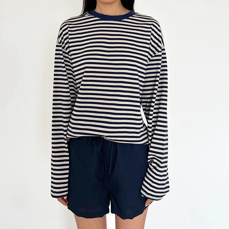 

Women's Oversized Boxy Long Sleeve T-shirt In Stripe
