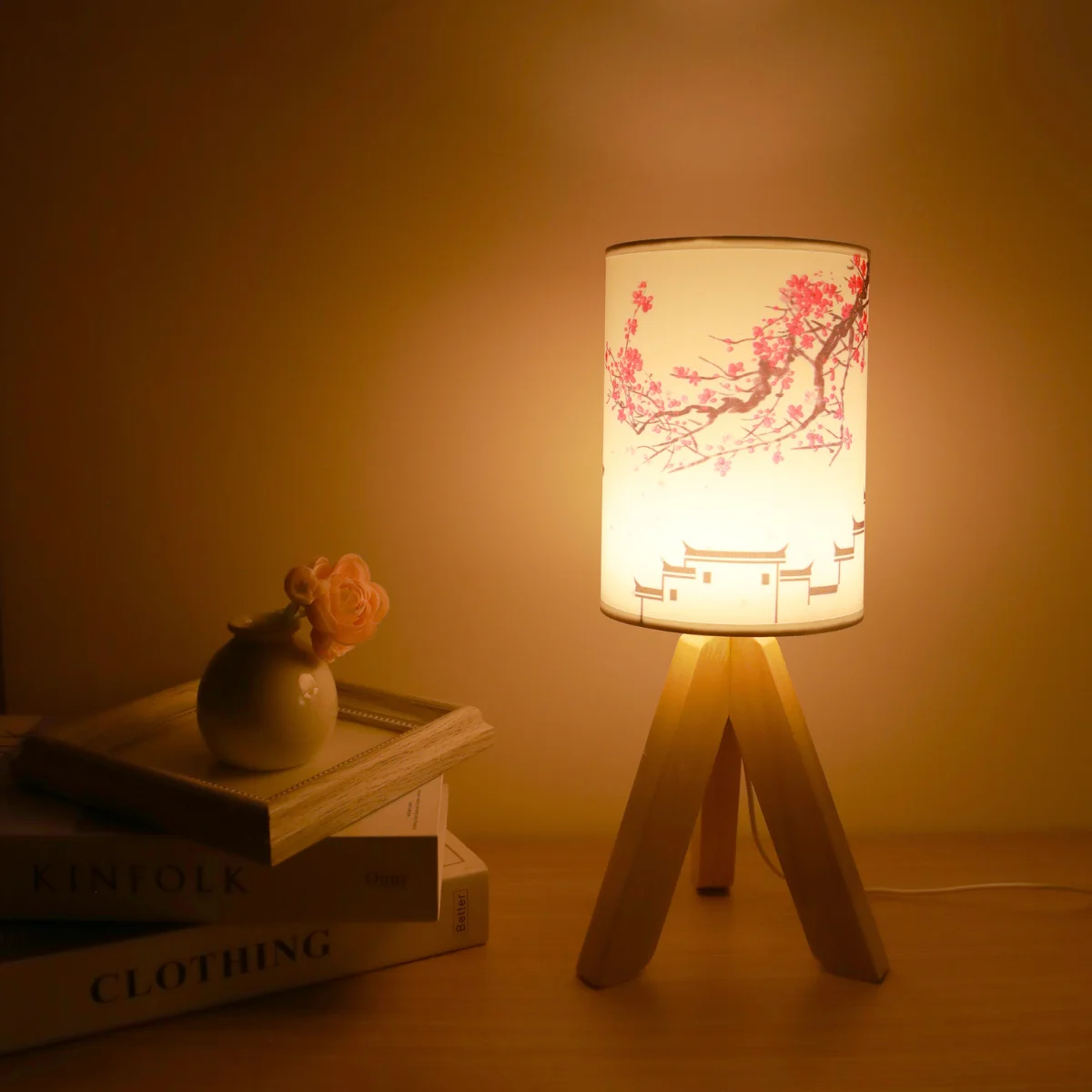 

1PC modern creative ancient style elegant LED tripod table lamp, switch control USB power supply convenient and fast, home deco