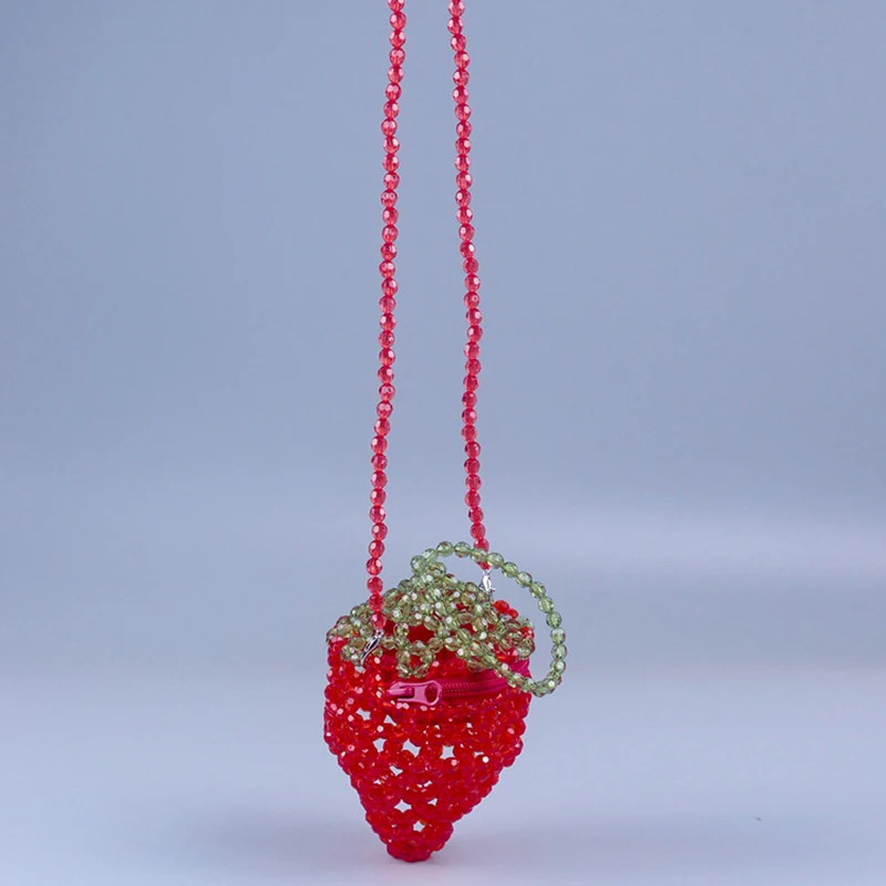 Mini Acrylic Strawberry Ball Cute Crossbody Bag Beaded Lipstick Chain Fashion Bags Ladies Shoulder Messenger Bags for Women