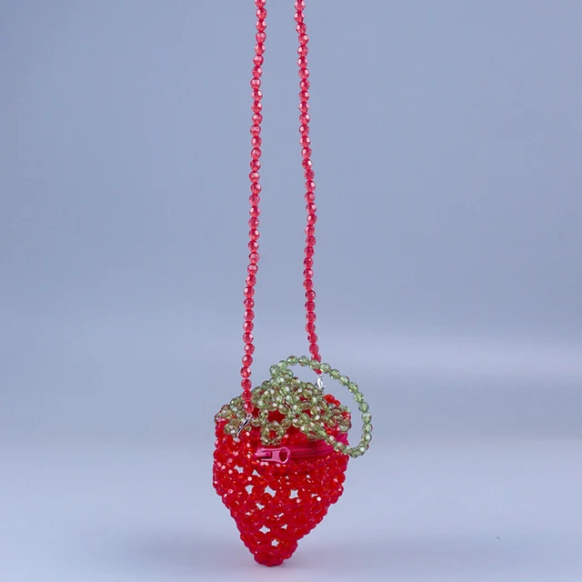 Akrylowe Mini truskawkowa piłka słodka torba Crossbody z łańcuszkiem do szminki modne torby damskich torby listonoszki dla kobiet