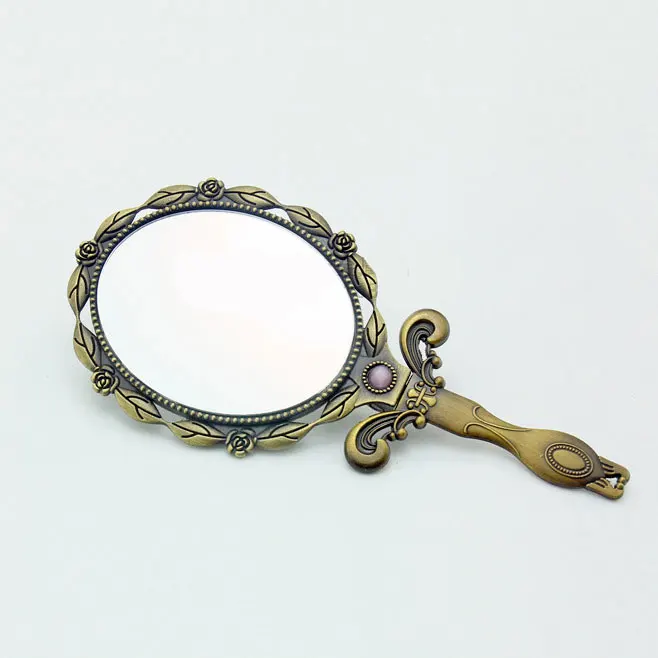 Mini Vintage Decoration Folding Mirror  Metal Mirrors Women Handheld Long Handle Makeup