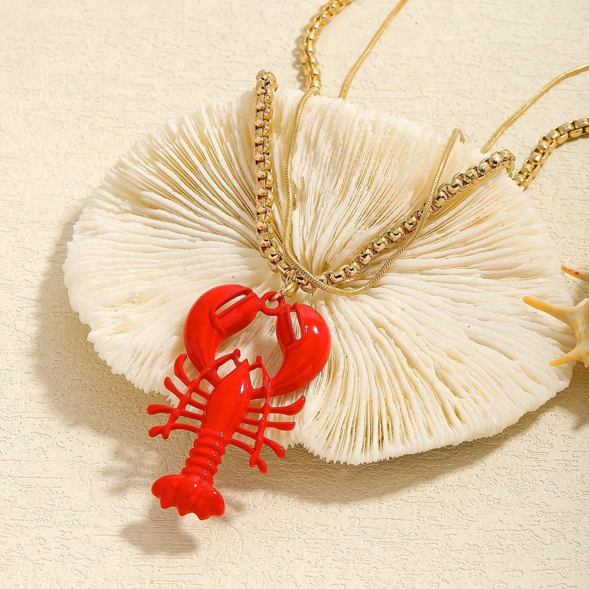 

2025 New Bohemia Enamel Lobster Necklace For Women Summer Beach Vacation Beach Sea Animal Jewelry Creative Accessories Gifts