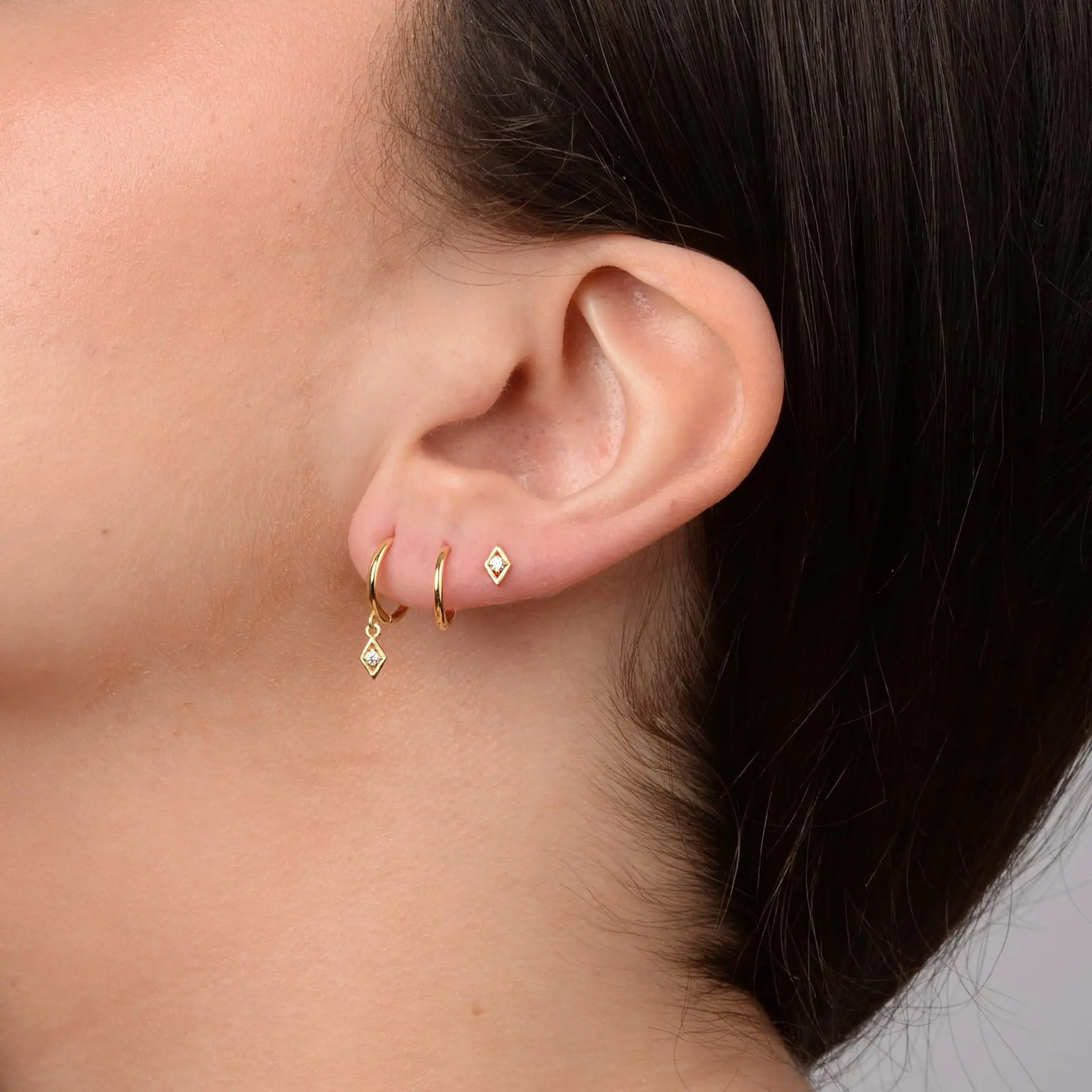 Brass real gold plating, hot-selling, inlaid with zircon simple temperament three-piece gold stud earrings