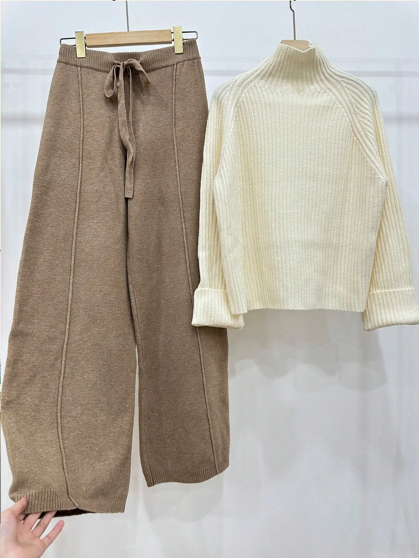 

Women 2pcs Knit Sweater Set Ribbed Turtleneck Pullover And Wide Leg Pants Casual Minimalist