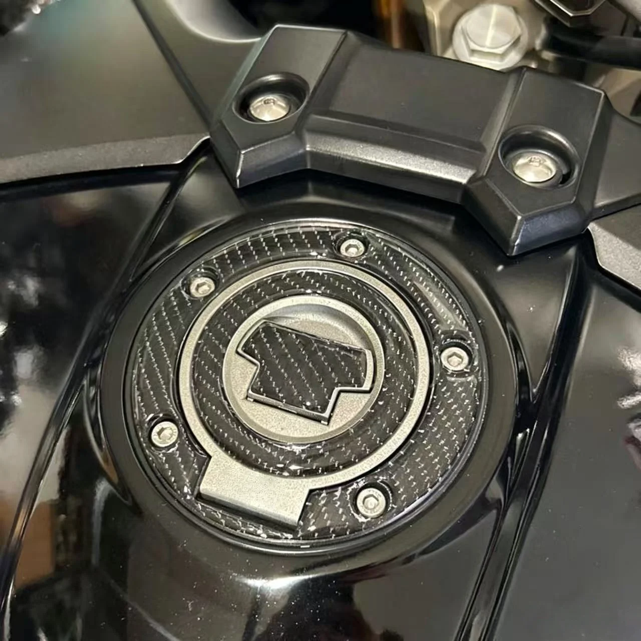 2025-2026 For Yamaha motorcycle MT-09, MT-07, YZF-R1, R6, R7 fuel tank covers stickers 6
