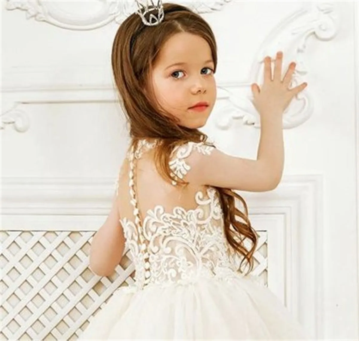 Elegant Flower Girl Dress For Wedding Applique Tulle Fluffy Sleeveless Kids Princess Child Birthday Holy Communion Dresses