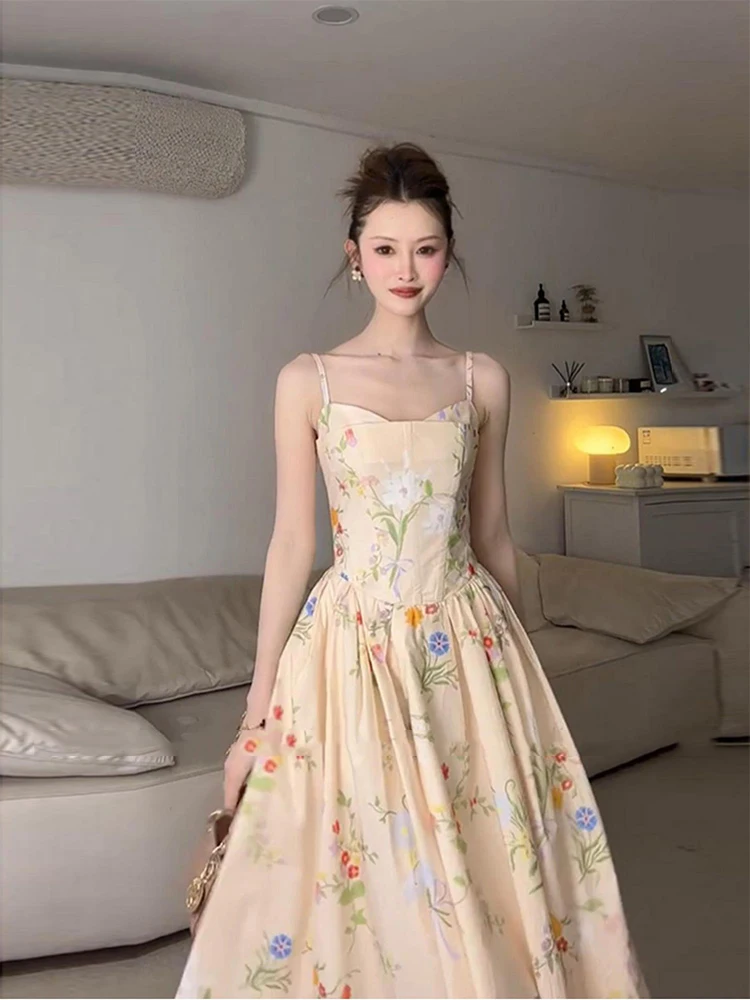 ผู้หญิงฤดูร้อนภาพวาดสีน้ํามันพิมพ์ดอกไม้ A-Line Camisole ชุดยาวภาษาฝรั่งเศสคําสไตล์ High-end Evening Praty งานแต่งงานยิงชุด