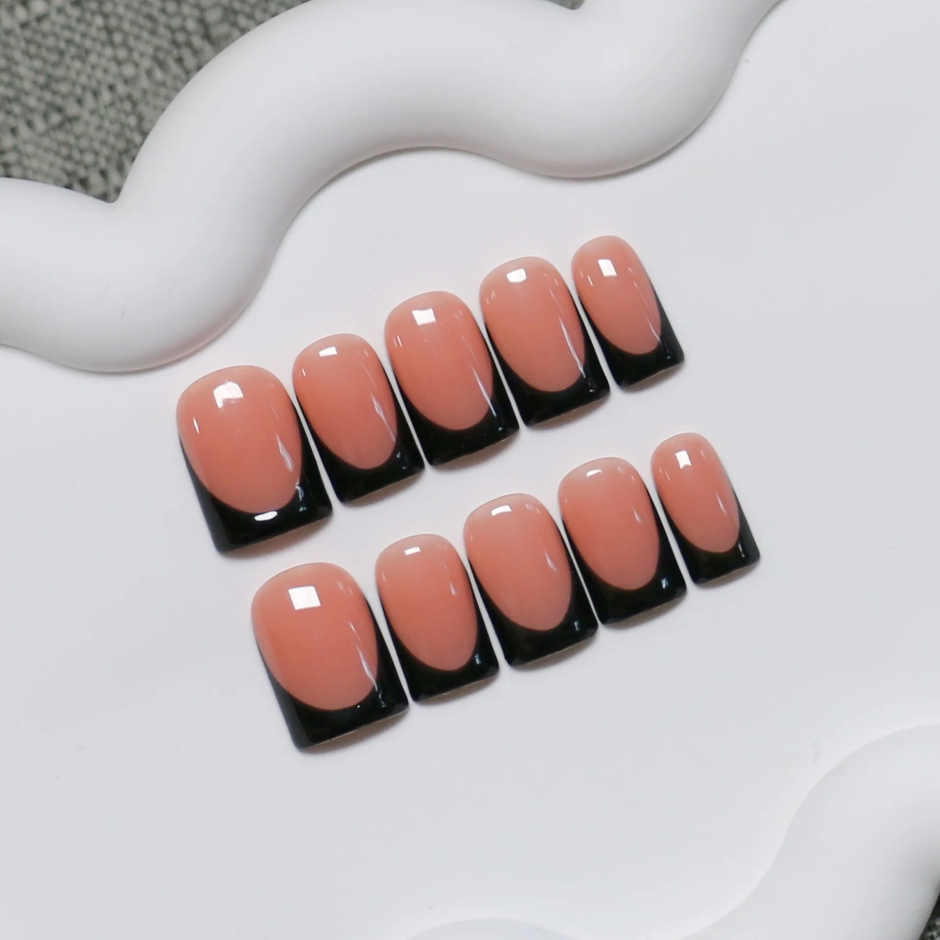 Cross-border handmade nail short square French naked pink black edge nail art tablets sweet cool babes bridal fake nails