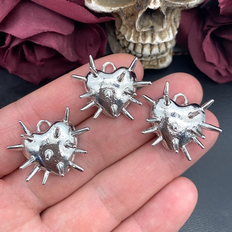 4pcs Gothic Heart Thorns Spike Charms Spiky Heart Pendant Punk Necklace Earring DIY Thorns Charms Jewelry Handicraft Making view 4