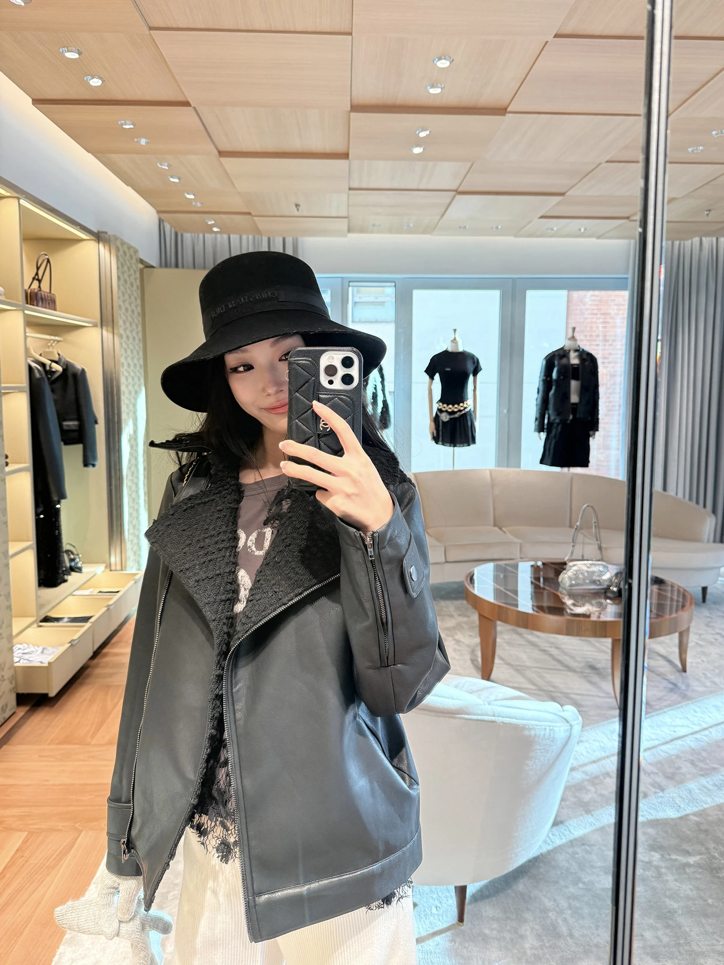 

Комплект Boamarket: повседневная модная мотоциклетная куртка и короткая юбка, женский комплект из двух предметов, весна 2026, с высокой талией, для использования зимой и весной