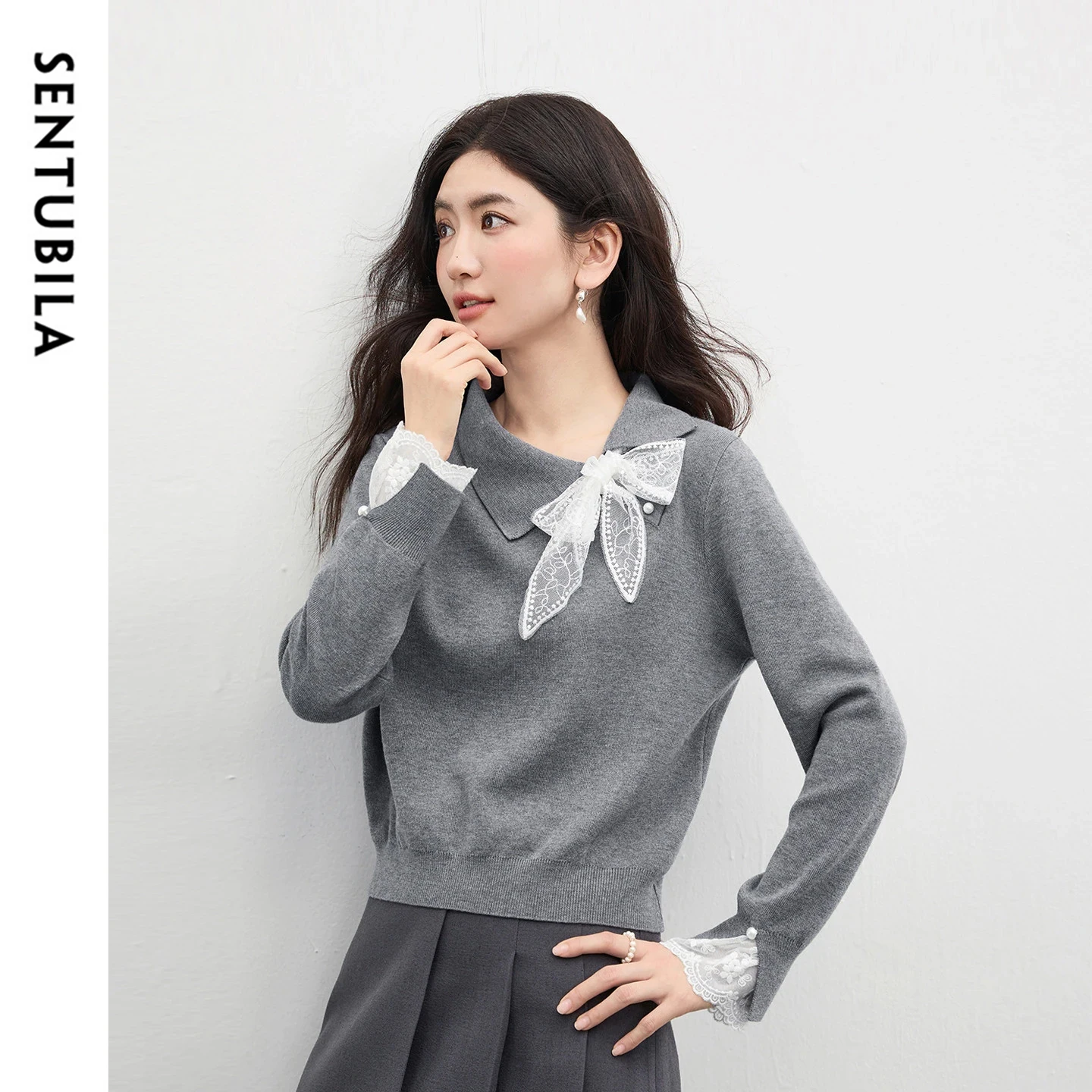 

SENTUBILA Women's Woool Blend Sweater 2026 Spring Splic Lace Cuff Detachable Scarf Jumper Elegant Loose Knitting Top W61EH6107