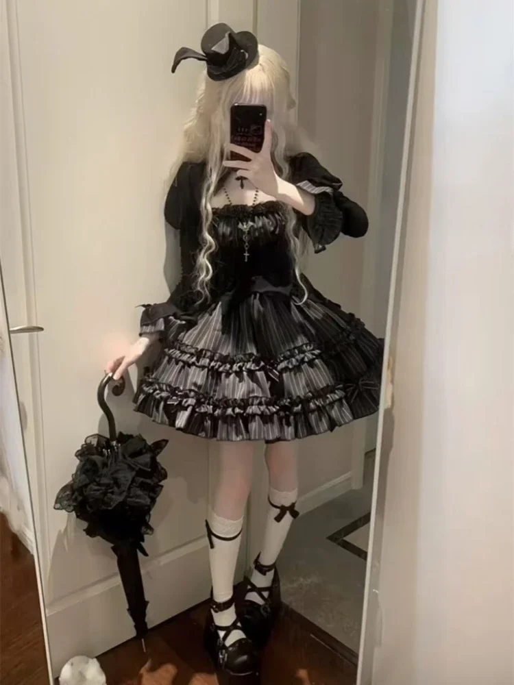 Ensemble gothique noir Lolita pour femmes, haut court décontracté Y2k, chemisier + Mini jupes à carreaux, japonais Kawaii, ensemble 2 pièces, vêtements Vintage Chic