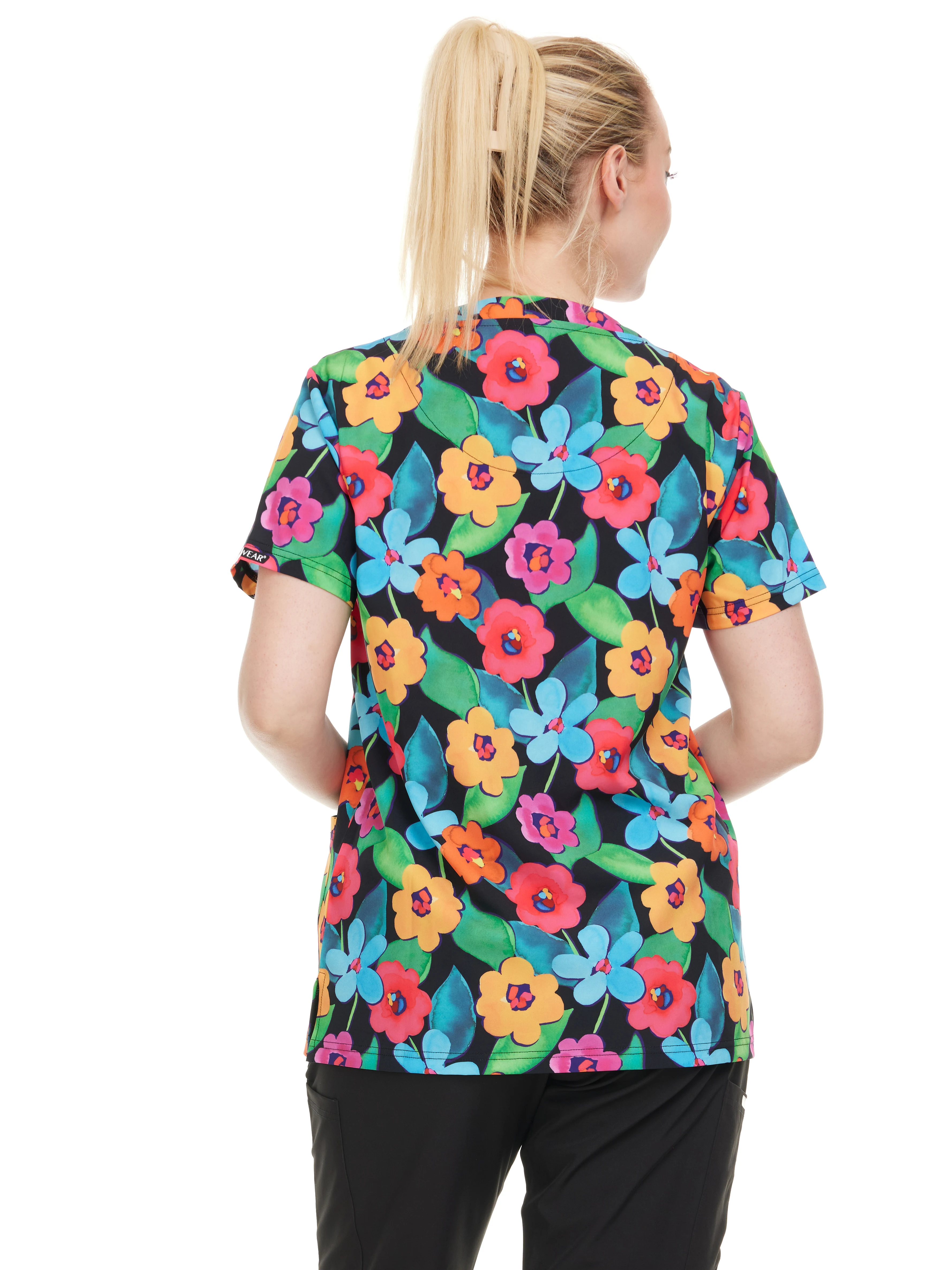 HEAL+WEAR Women's Scrub Top V-Neck Floral Print Multiple Convenient Pockets. 4-Way Stretch Spandex. Wrinkle-Resistant