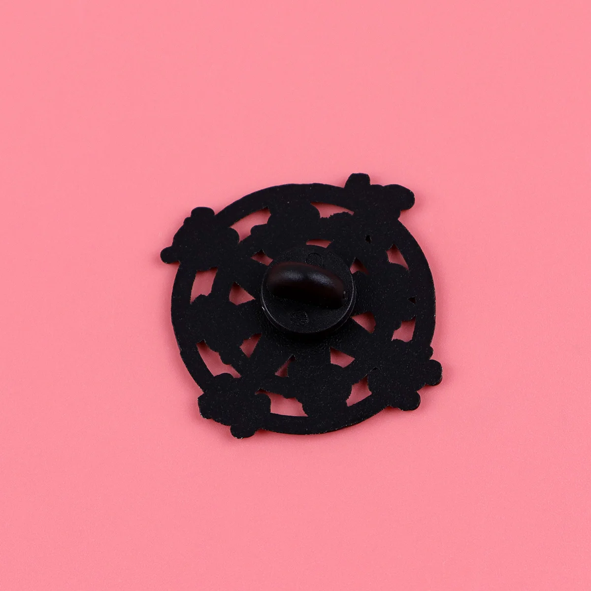 2er-Set niedliche Emaille-Pins: Anime-Schiff-Broschen für Rucksäcke, Hüte, Reversnadeln, Abzeichen für Fans, Geschenke, Cosplay-Zubehör, Spielzeug – Detail 3