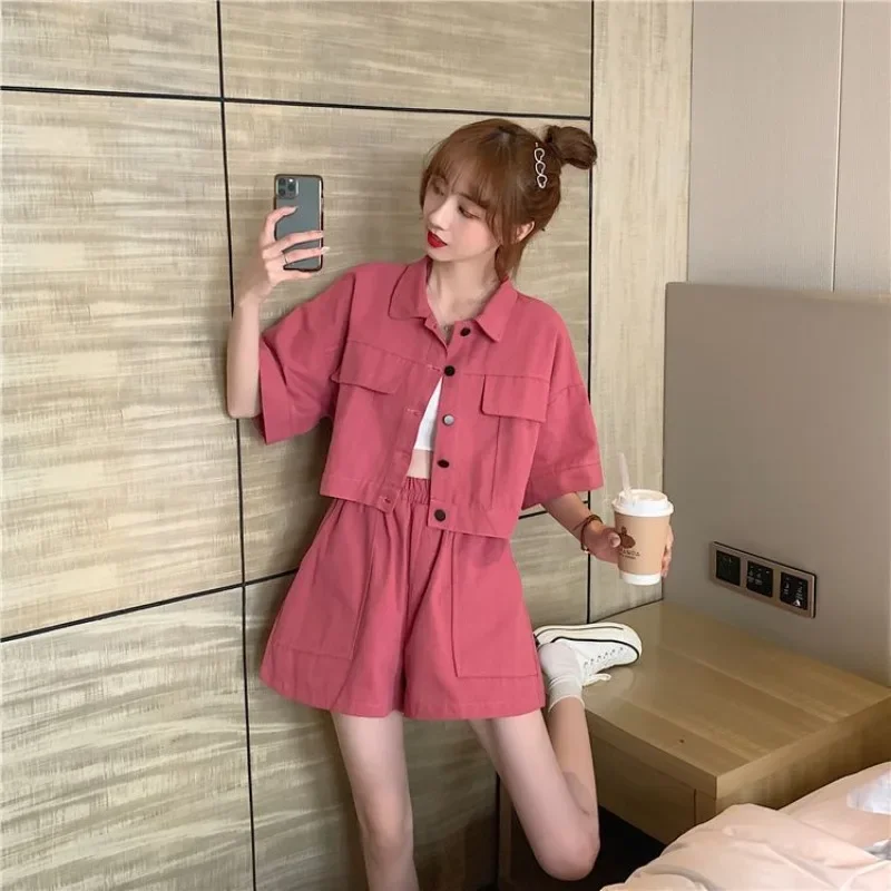 

Офисные женские короткие комплекты, деловой костюм из 2 предметов с шикарными и элегантными отпускными нарядами, женские стильные женские шорты 2025 года