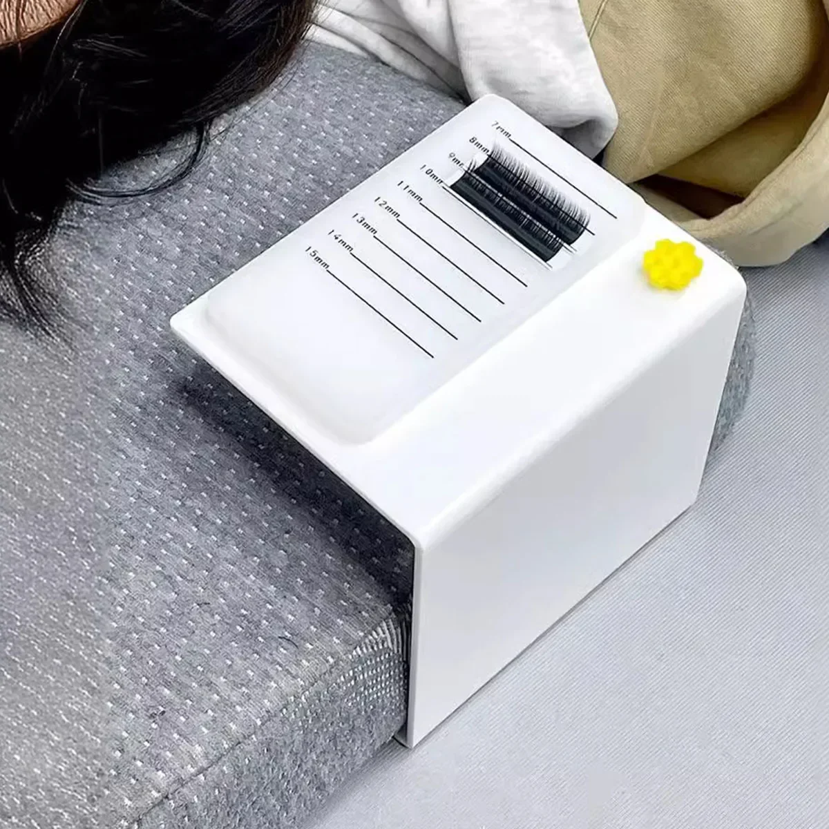 1pc まつげ枕コンソールまつげエクステンションスタンドプロフェッショナル再利用可能な便利なまつげパッド接着剤ホルダーメイクアップツール