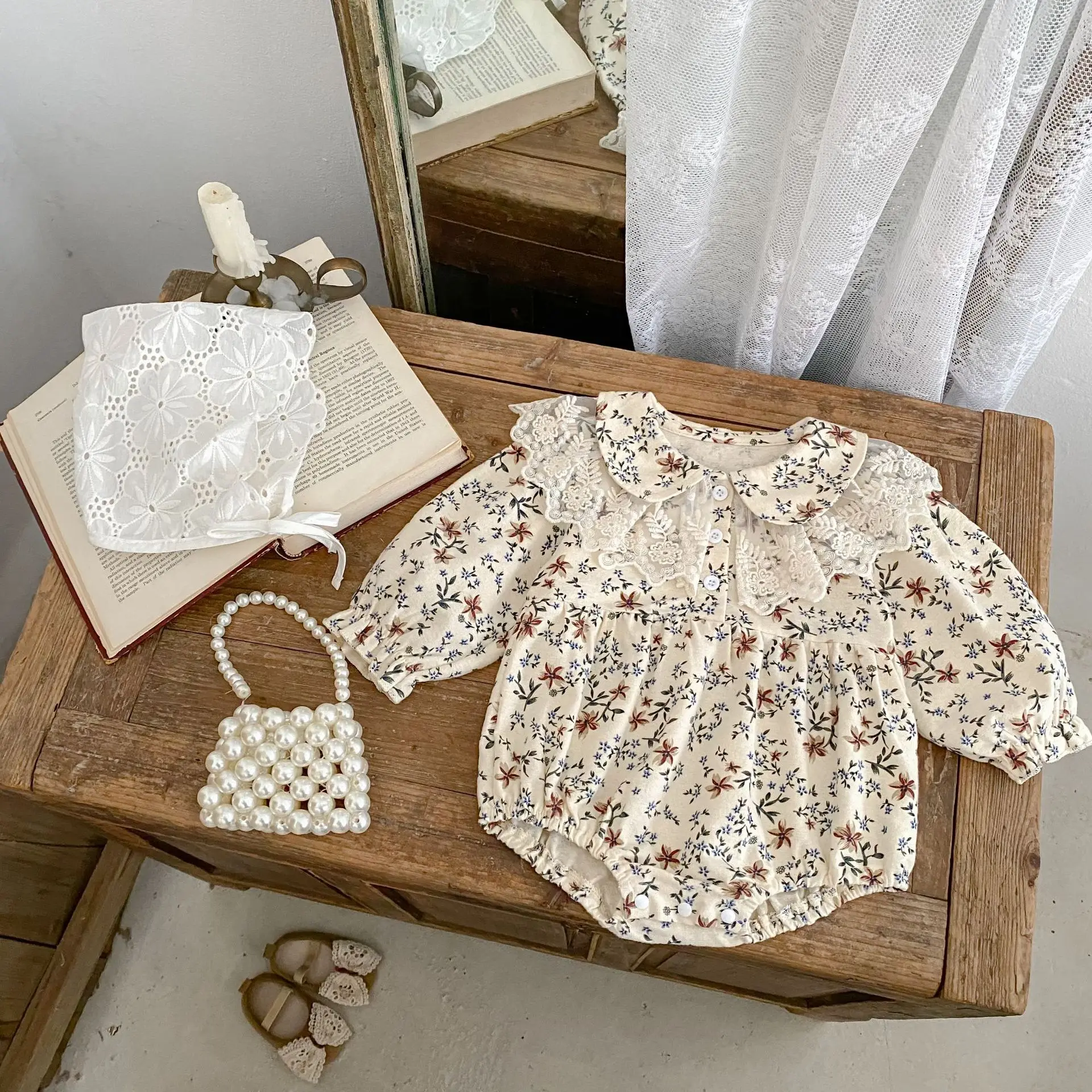 

​​2025 Fall Baby Girl Romper Korean Style Floral Print Double Lace Collar Long Sleeve Loose Bodysuit Cotton Outfit 0-24 Months