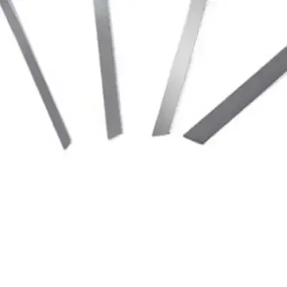 

4-х набор плоских кельмеров из нержавеющей стали для строительства, предназначенных для точного разглаживания и покрытия затирки бетона.