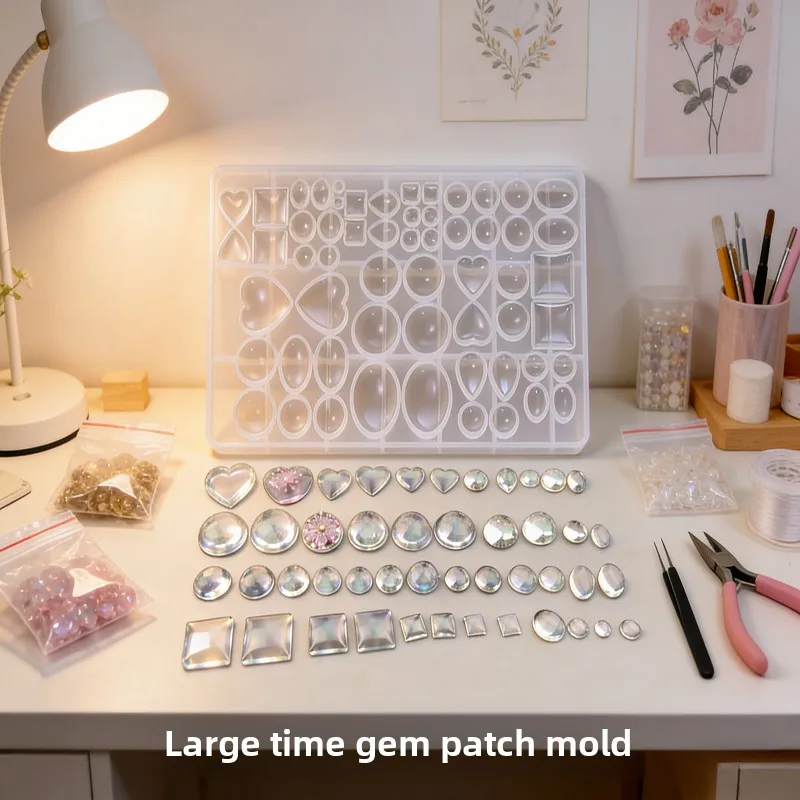 

Две цельные силиконовые формы для кристаллов, изготовленные из эпоксидной смолы, можно использовать для создания украшений своими руками, аксессуаров и подвесок из драгоценных камней.