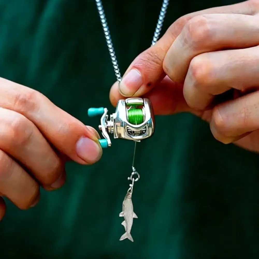Mini Fishing Reel Necklace Fishing Rotating Handle & Moving Line Guide Spinning Reel Keychain Backpack Charm for Fishermen