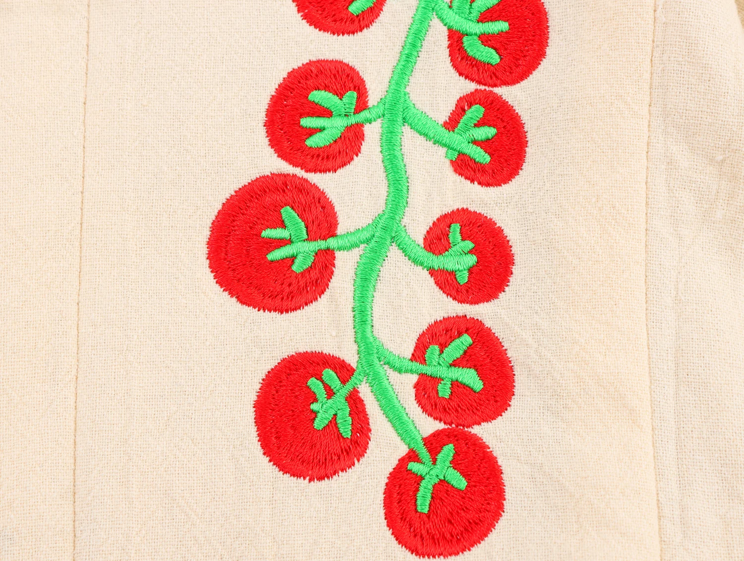 معطف قصير نسائي جديد لخريف 2025 فضفاض فضفاض برقبة دائرية وأكمام طويلة ومطرز متباين