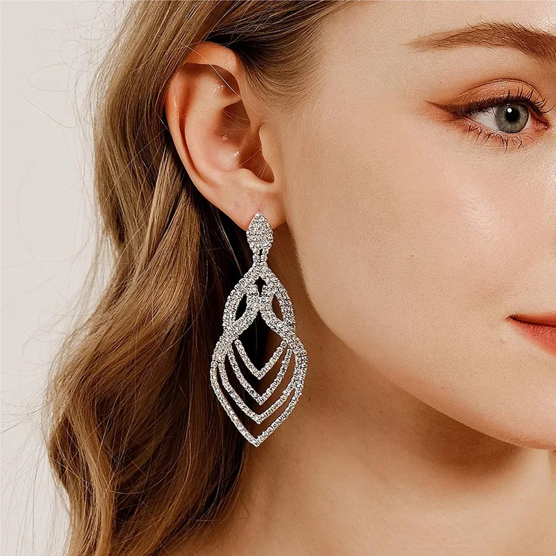 Fashion Blogger Rhinestone Drop Silver Color Elegant Earrings Holiday Party Gifts for Friends Exaggerated Trend Earrings