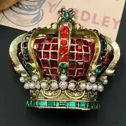 Vintage Queen's Crown Rhinestone Art Heavy Industry Pearl Brooch