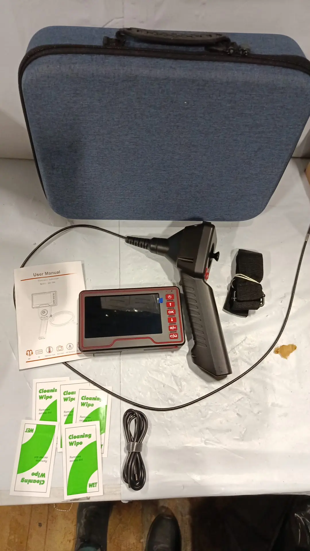 

Промышленная эндоскопическая камера-бороскоп AGC360 1080P с 5,0-дюймовым экраном и 4-сторонним управлением, 3,9/6 мм