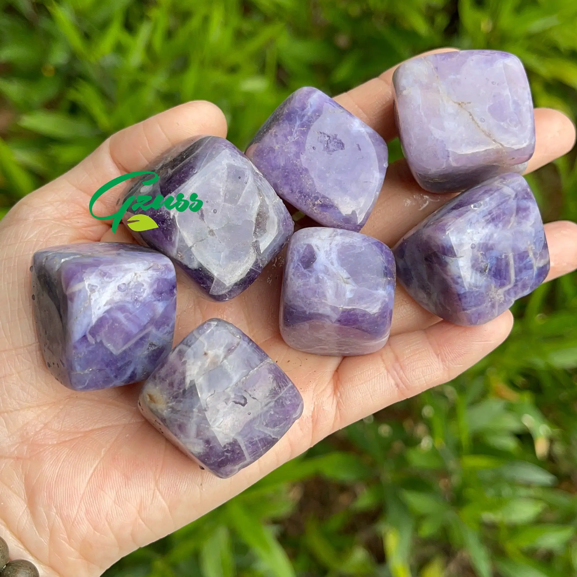 

2.5-3cm Amethyst Tumbled Stone Cube Shaped