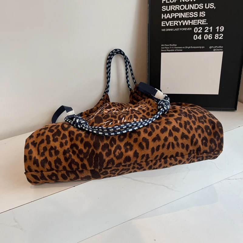 Übergroße Umhängetaschen mit Leopardenmuster für Damen, verformbar, VELOUR, große Kapazität, Einkaufstaschen, 2025, Winter, neue Luxus-Handtaschen – Detail 14