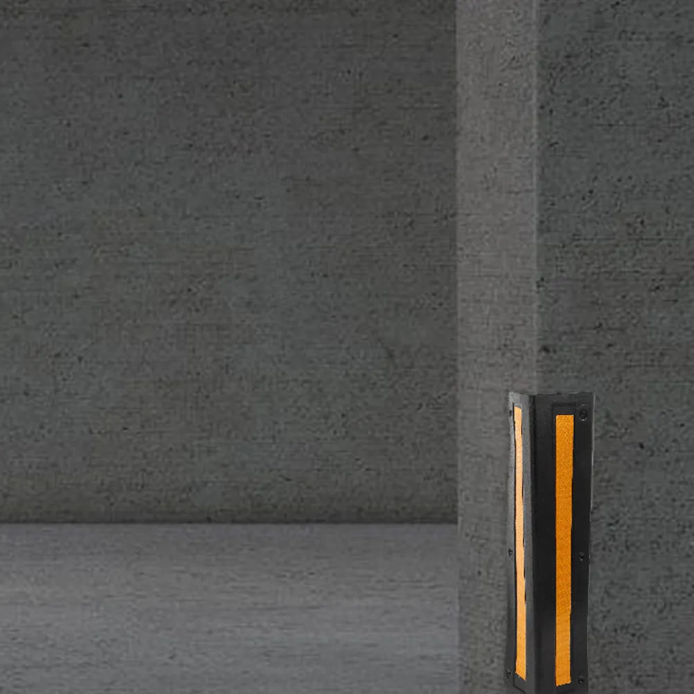 

Усиленный резиновый угловой протектор со светоотражающими полосами для защиты парковок, гаражей, стен, амортизирующий бампер