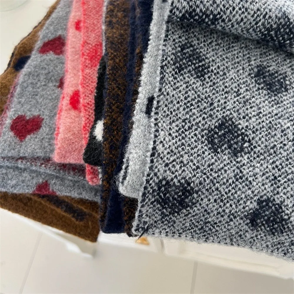 Korean Autumn Winter Children's Scarves Sweet Heart Soft Kids Knitted Muffler Thick Warm Kids Neckerchief Neck Warmer