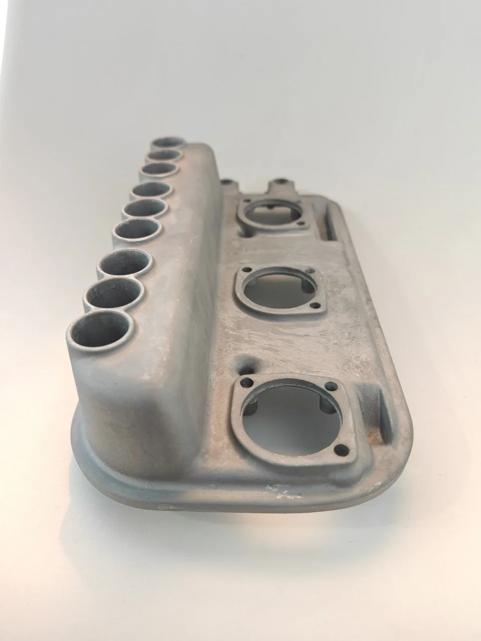 

688-14417-01-94 Suitable for Yamaha 75-85 hp intake silencer seat