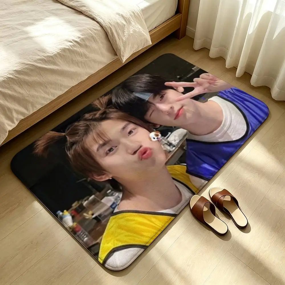 TeeTee BL-TV D-Duang With Youu-u Shower Room Absorbent Small Floor Mat Soft Comfortable Decorative Foot Mat