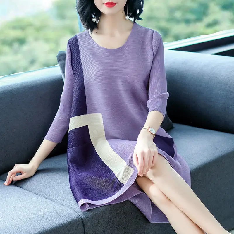 

Fashion round neck medium and long dress 2025 spring and summer Korean color age reduction loose pocket pleated skirt