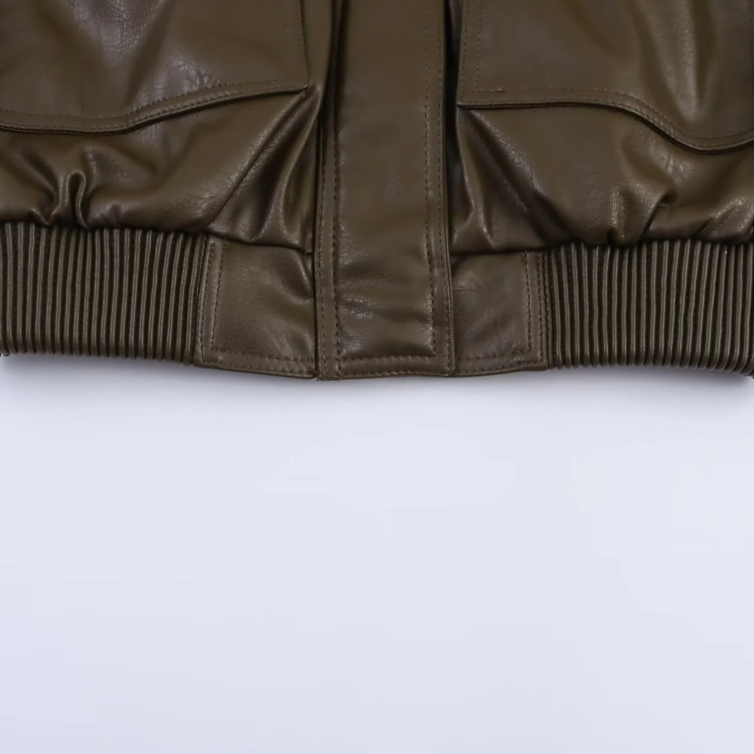 ZERAINS خريف جديد المرأة عادية جيب حزام الديكور سطح لامع تقليد الجلود الوقوف طوق سترة قصيرة بأكمام طويلة