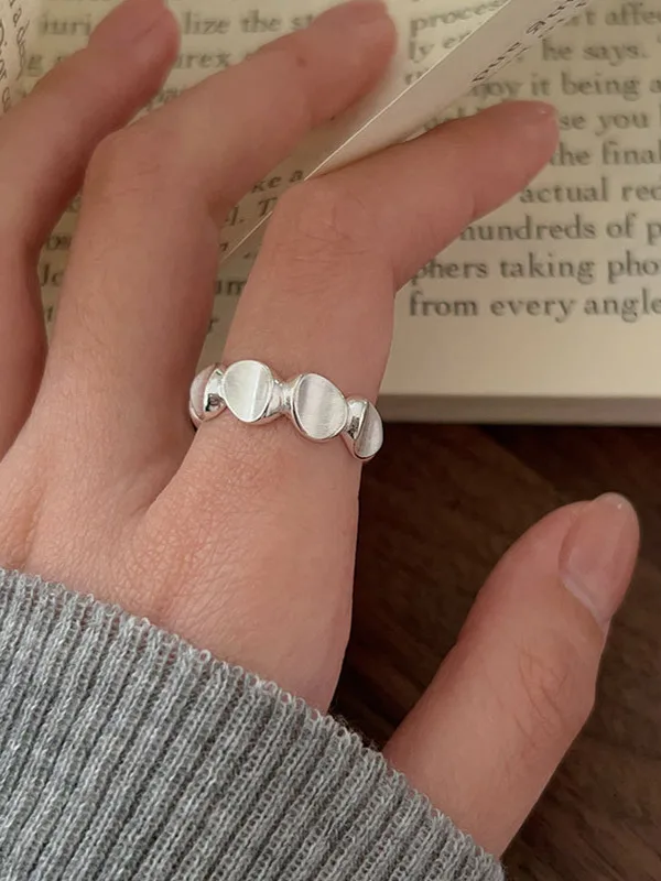 korean-sle-s925-pure-silver-oval-matte-ring-for-women-mat-forest-system-lightweight-concave-open-finger-ring