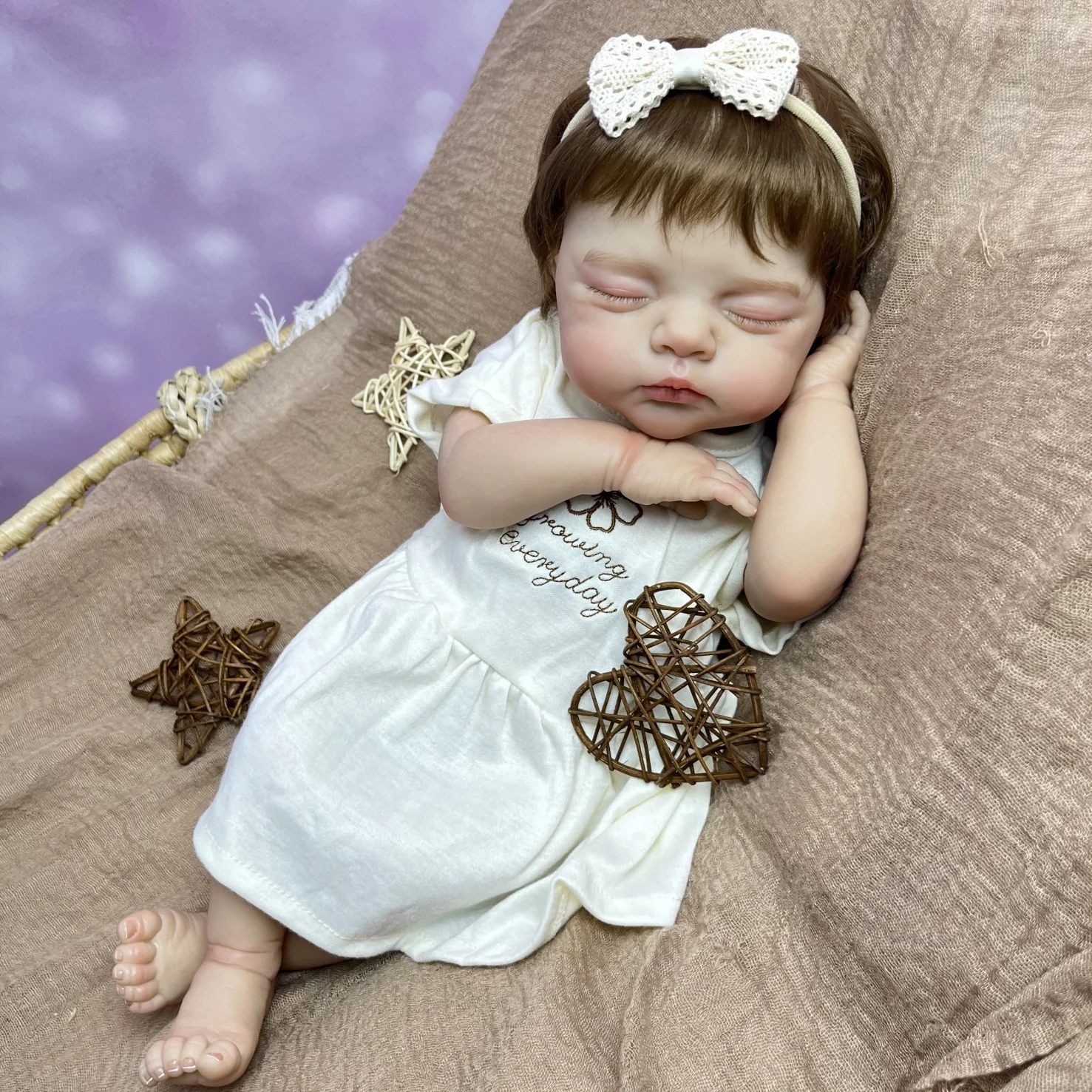 48 CM Lalka Reborn Śpiąca z Widocznymi Żyłkami, Malowana 3D, z Miękkim Materiałowym Ciałem, Realistyczny Prezent Urodzinowy, Zabawka do Domku dla Lalek