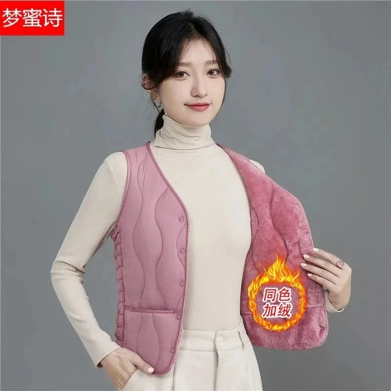 

2024 Autumn Winter New Down Cotton Vest Women's plush Thickened Cotton Clothes Lightweight and Slim Fit Short Jacket Warm Top