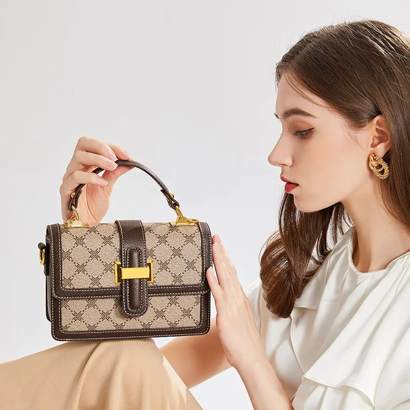 

Luxury Everyday Tote Designer Diaper Bag Women Large Capacity Elegant Leather Crossbody Handbag For Reliable And Stylish Carry