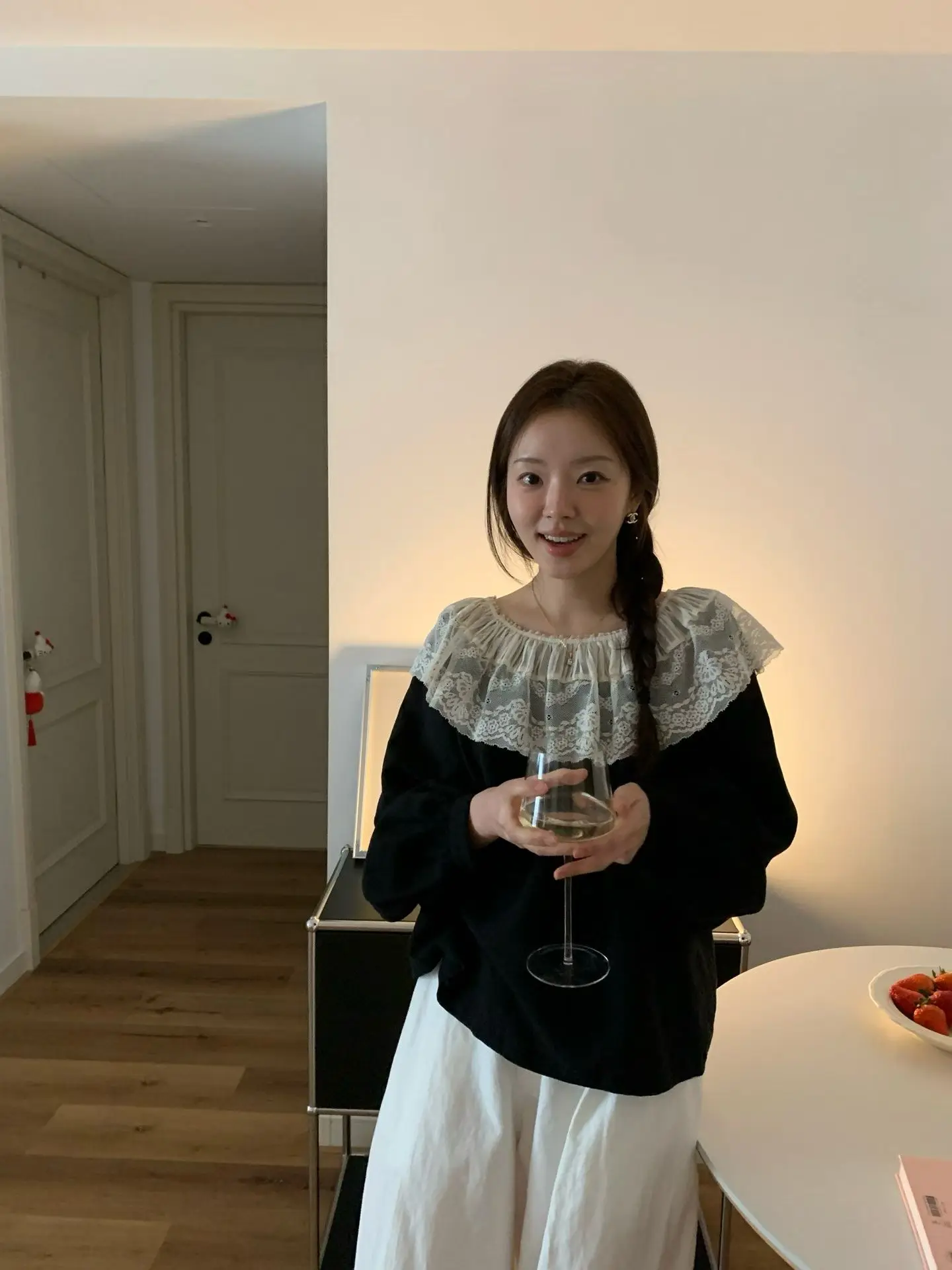 

Женская рубашка Lilian Miluroom Early Spring с кружевной отделкой на одно плечо, свободного кроя, с длинными рукавами, W81595, удобная, дышащая