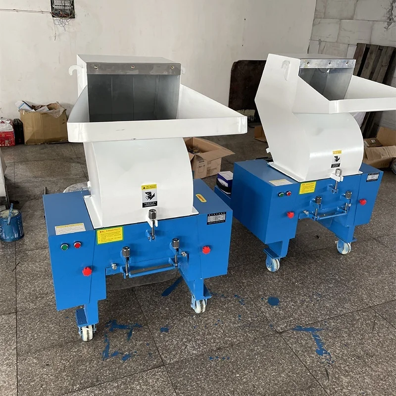 Frantoio per granuli chimico in polvere per alimentatore di materiali Potente frantoio per particelle uniformi Frantoio lento senza polvere