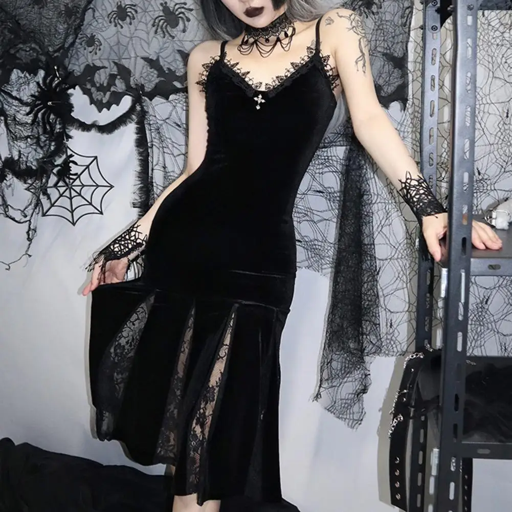 

Halloween Cosplay Dress Lace Spaghetti Strap Fishtail Hem Dark Style Gothic Medieval Vintage Sleeveless Dress Black Long Dress