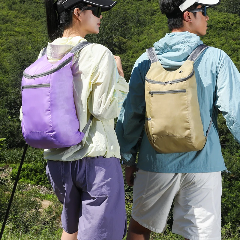 حقيبة ظهر خفيفة الوزن قابلة للطي للاستخدام الخارجي - حقيبة رياضية من القماش المقاوم للماء عالية الكثافة للتخييم والمشي لمسافات طويلة والسفر وتسلق الجبال