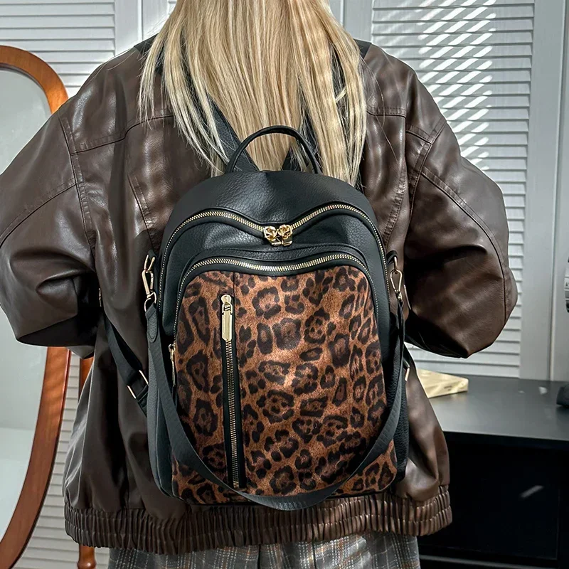 Mochilas de moda de PU con cremallera y estampado de leopardo, hilo de coser 2025, mochilas escolares clásicas simples y versátiles de gran capacidad para mujer