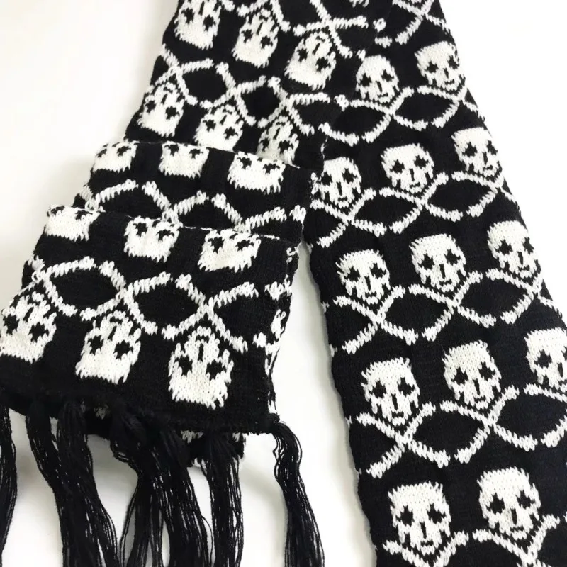 Punk Dark Style Y2k Girls Subculture Harajuku Thick Warm Knit Scarf Skull Wrap for Women Men Goth Black White Vintage Scarves