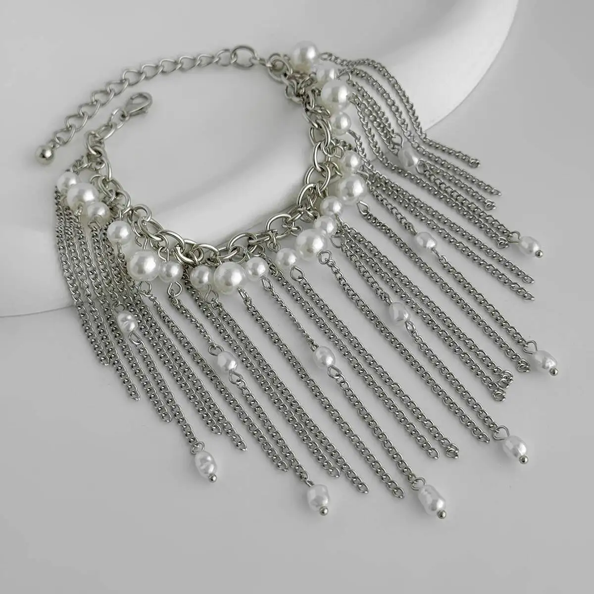 

PuRui Women's Bracelet Creative Simple Imitation Pearl Metal Tassel Fashion Handmade Jewelry Accessory New Year Gift